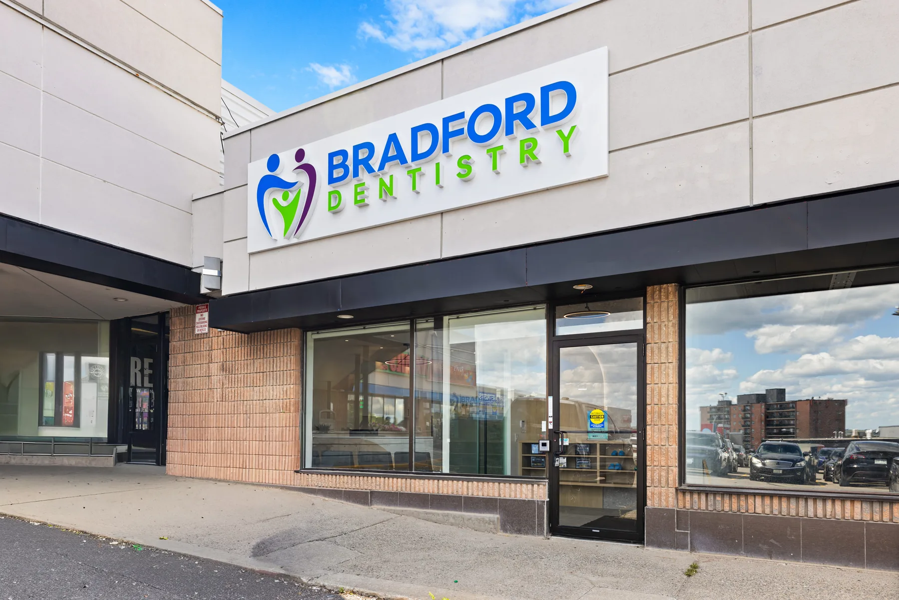 Exterior of the new Bradford Dentistry office in Bradford, Ontario